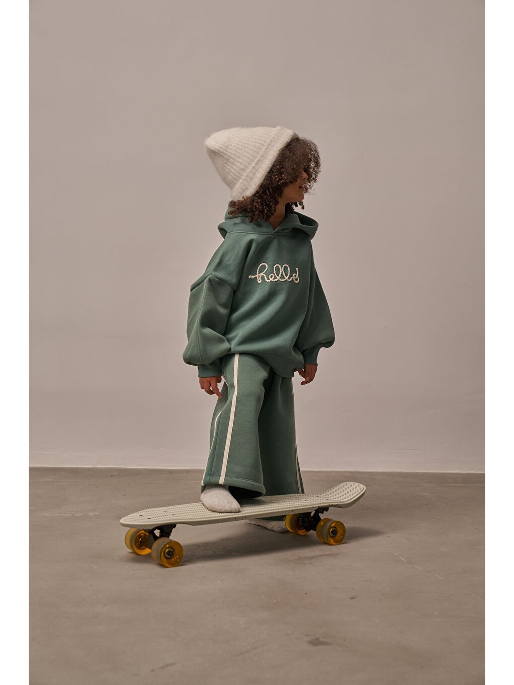 Yeşil Nefti Hello Nakışlı Alt Üst Takım-4