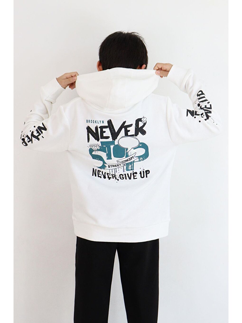 Erkek Çocuk Sweatshirt Kanguru Cepli Kapüşonlu Ekru (9-16 Yaş)-3