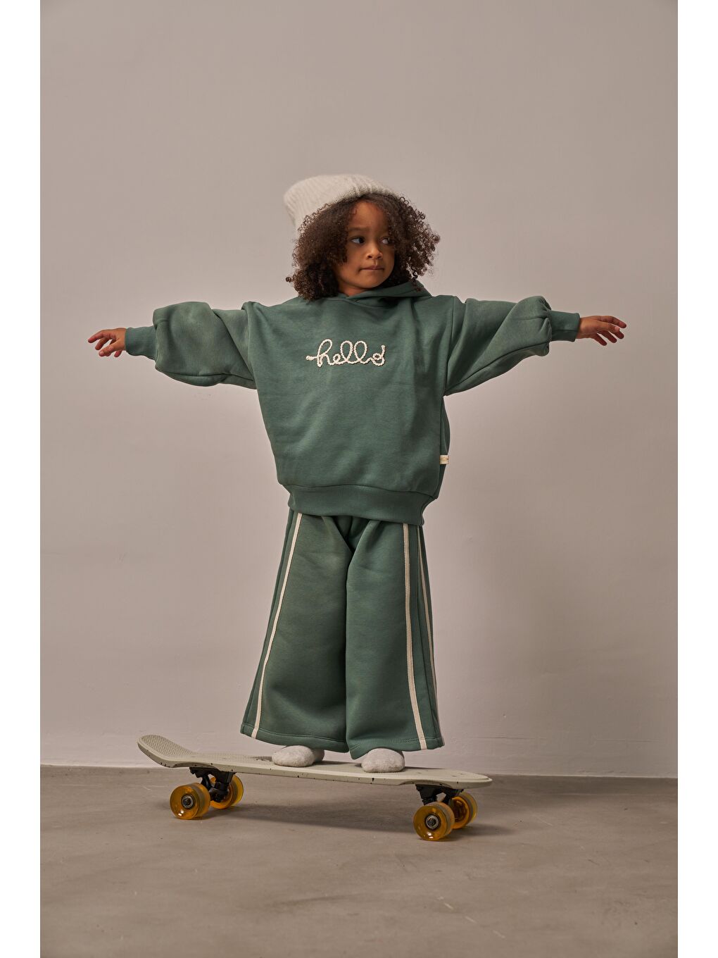 Yeşil Nefti Hello Nakışlı Alt Üst Takım-7