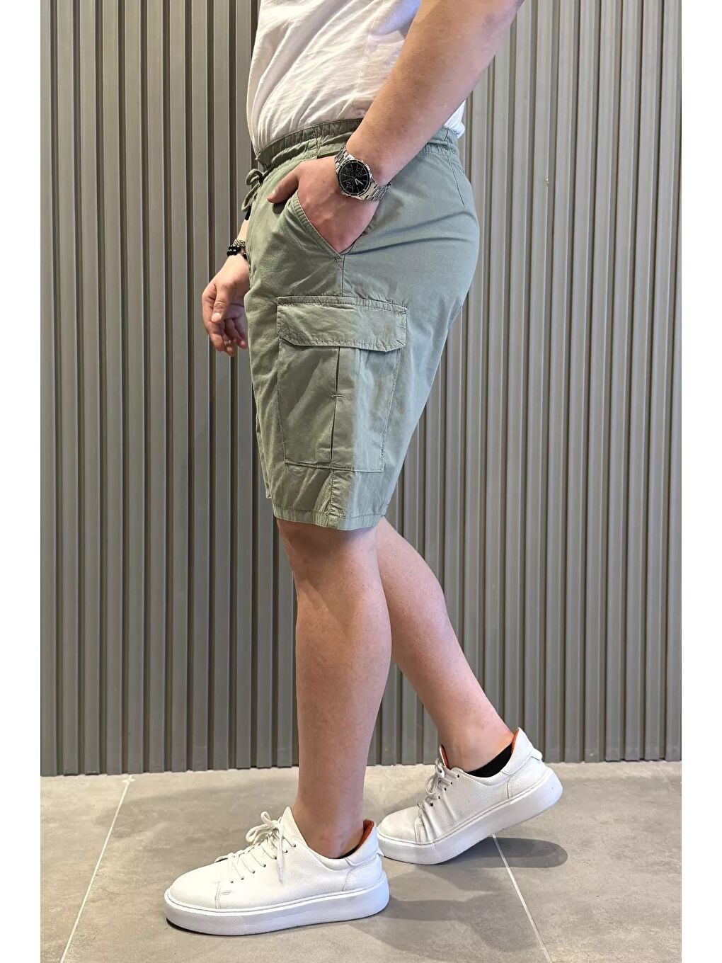 Yeşil Kargo Cepli Bel Bağcıklı Erkek Şort-1