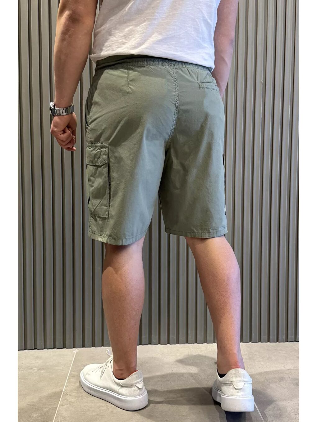 Yeşil Kargo Cepli Bel Bağcıklı Erkek Şort-2
