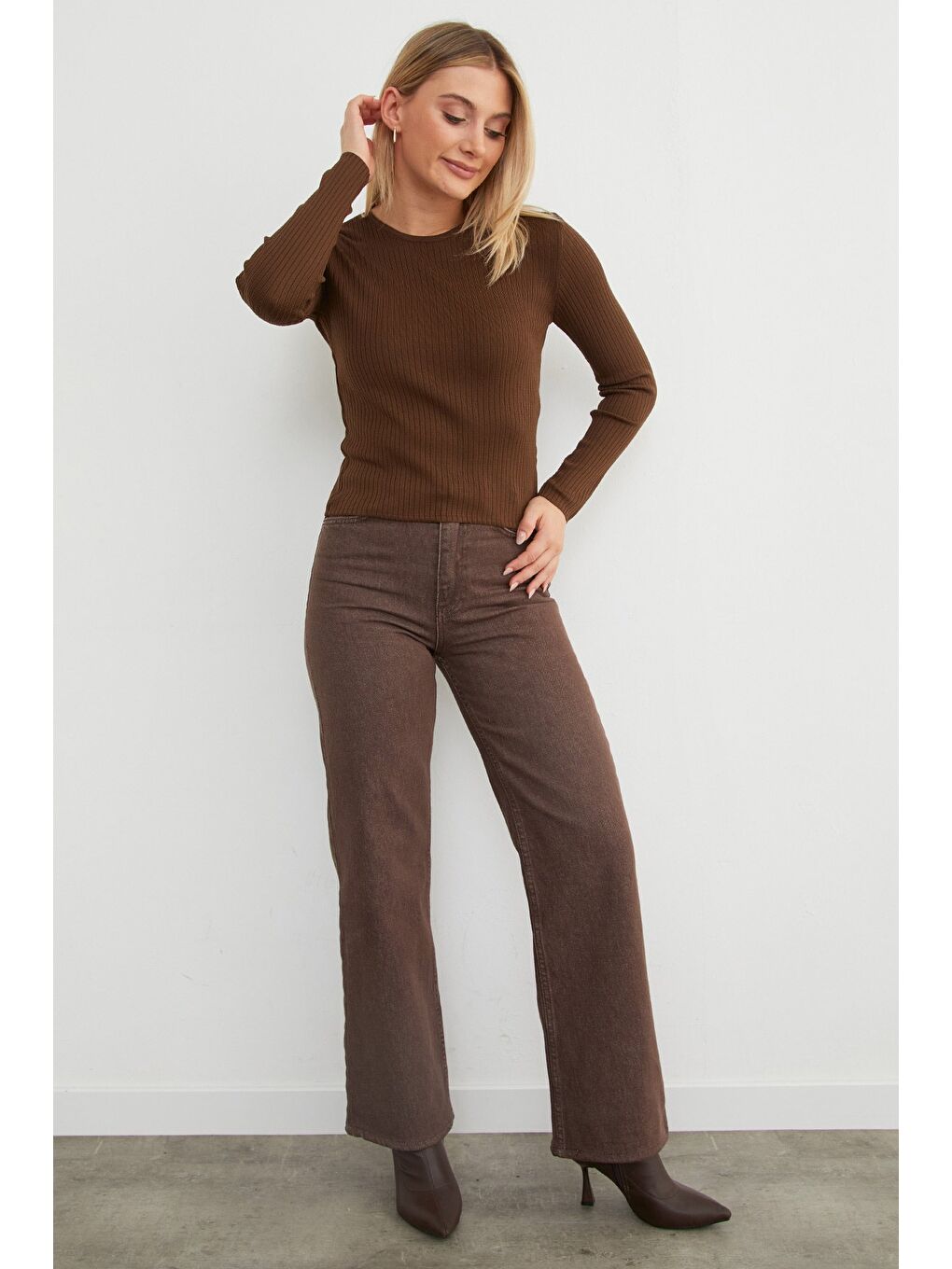 Kahverengi Fitilli Bisiklet Yaka İnce Triko Kazak-4