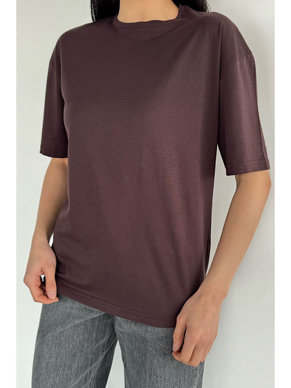Kahverengi Oversize Basıc Tişört-2