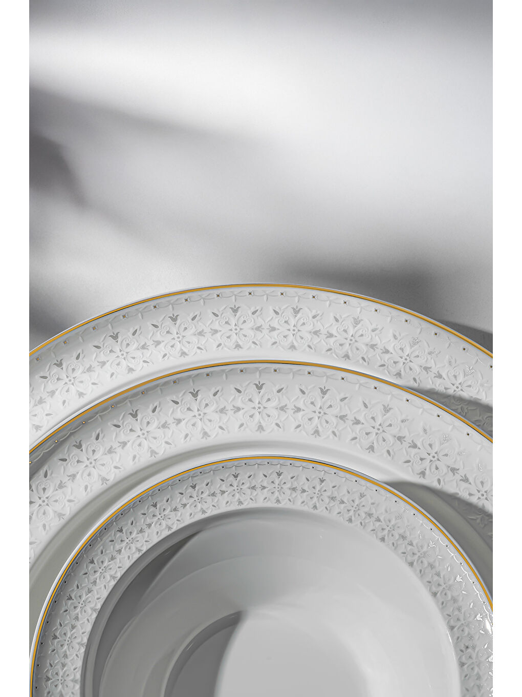 Sarı Camelia Altın Yaldızlı 28 Parça Porselen Yemek Takımı-2