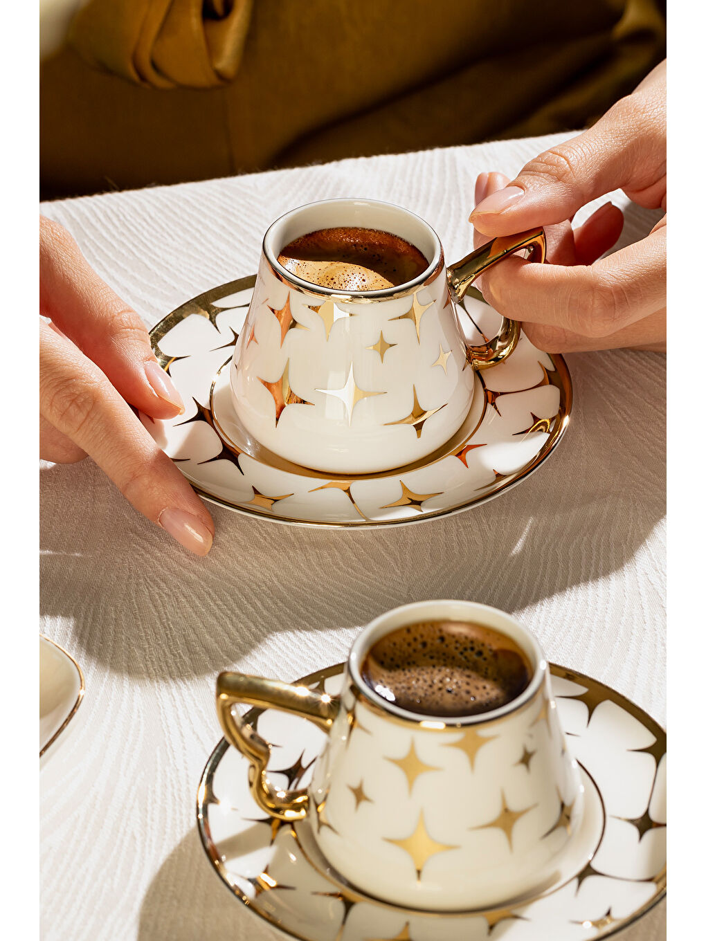 Beyaz Tutku 6 Kişilik 12 Parça Porselen Kahve Fincan Takımı-1