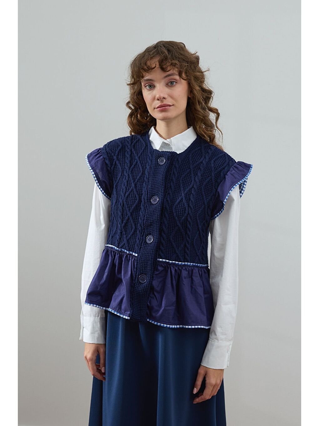 Lacivert Fırfırlı Triko Yelek