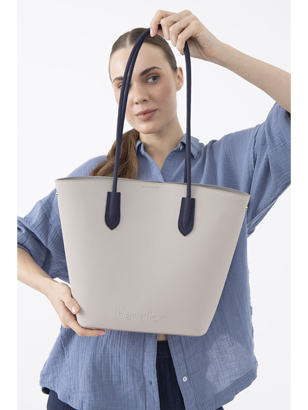 Bej Kadin Kol Çantasi Taş-Laci BNT1609-1