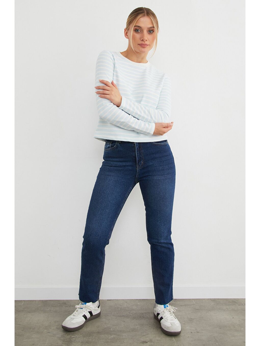 Mavi 3 İplik Şardonsuz Çizgili Bisiklet Yaka Sweatshirt-2