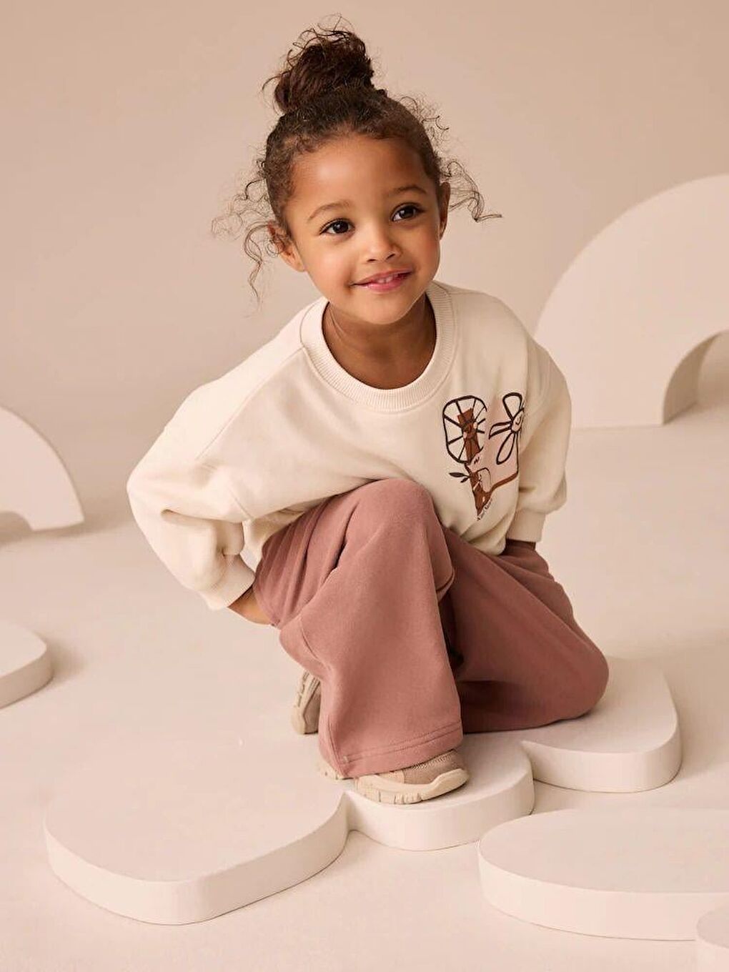 Karışık Kız Çocuk Pamuklu Ekru Baskılı Sweatshirt Ve Gül Kurusu Eşofman Takım - Rahat Kalıp-3