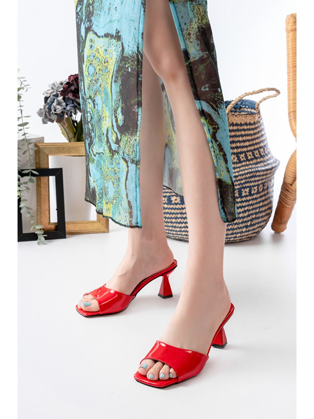 Kadın Lena Kırmızı Rugan Terlik-1