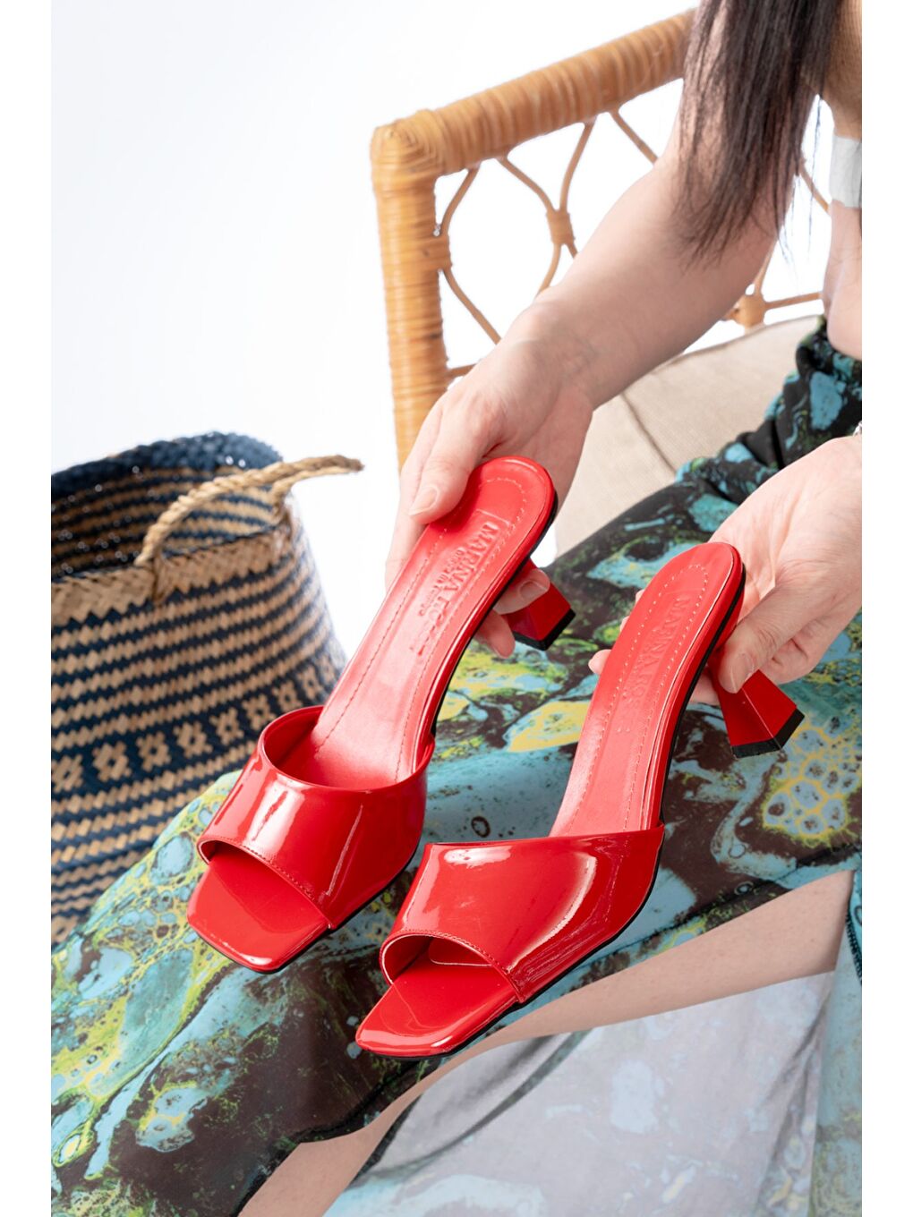 Kadın Lena Kırmızı Rugan Terlik-2