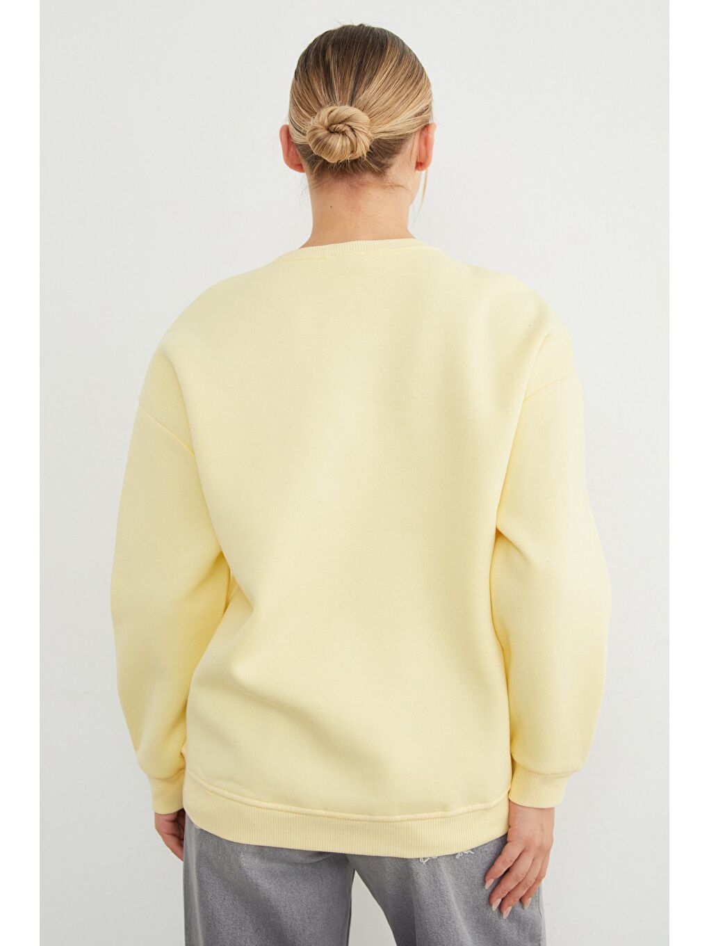 Sarı 3 İplik Taşlı Kalp Detaylı Oversize Sweatshirt-4