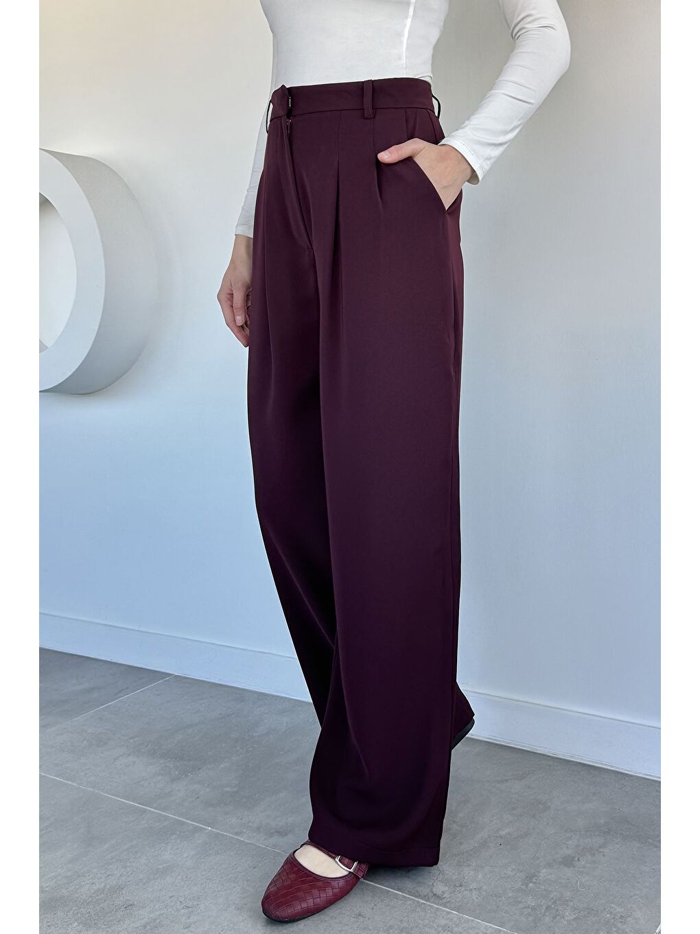 Bordo Kadın Pileli Bol Paça Pantolon-2