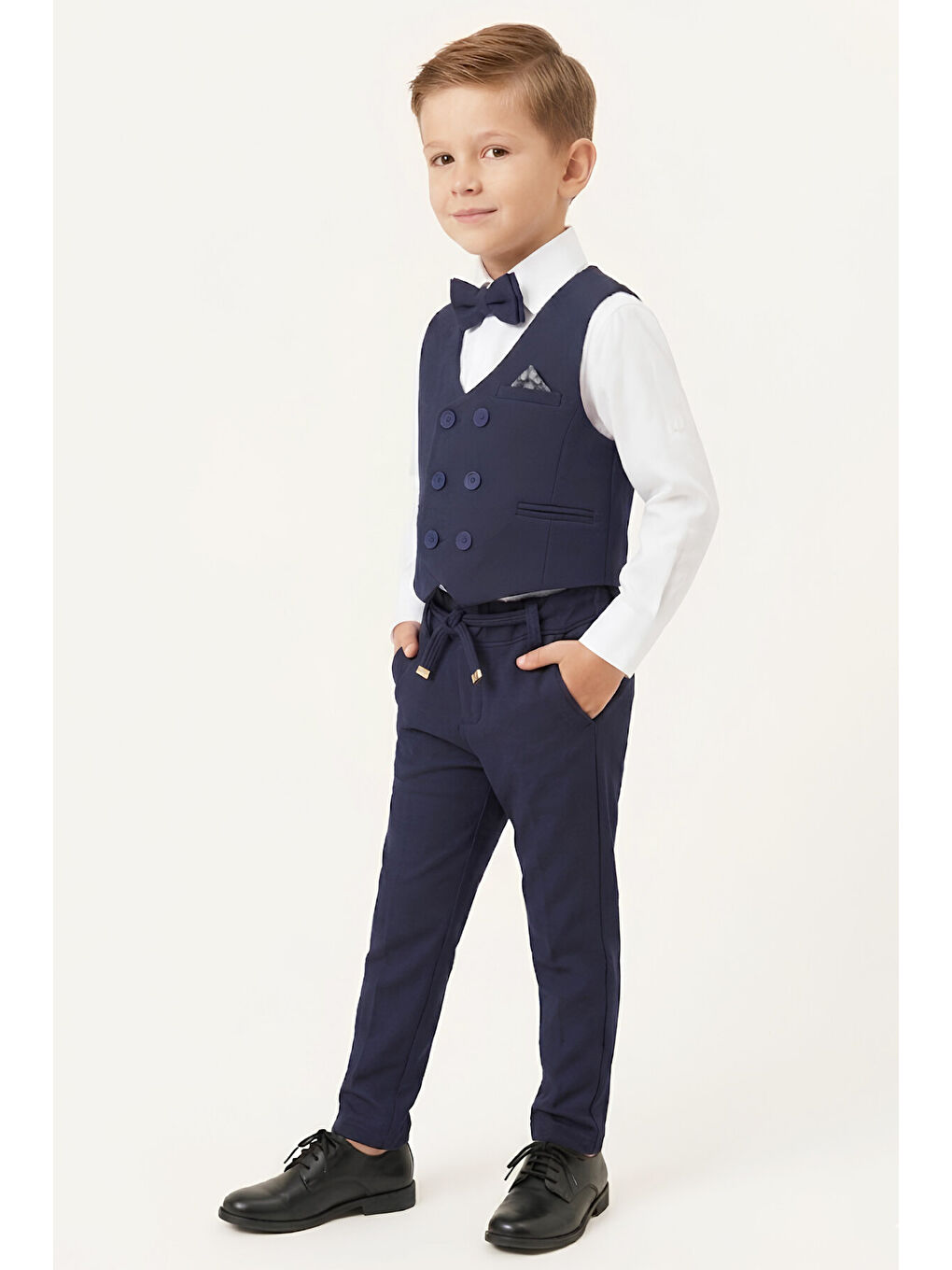 Lacivert Erkek Çocuk Yelekli 4'lü Takım (Pantolon+Gömlek+Yelek+Papyon) 12661B-3