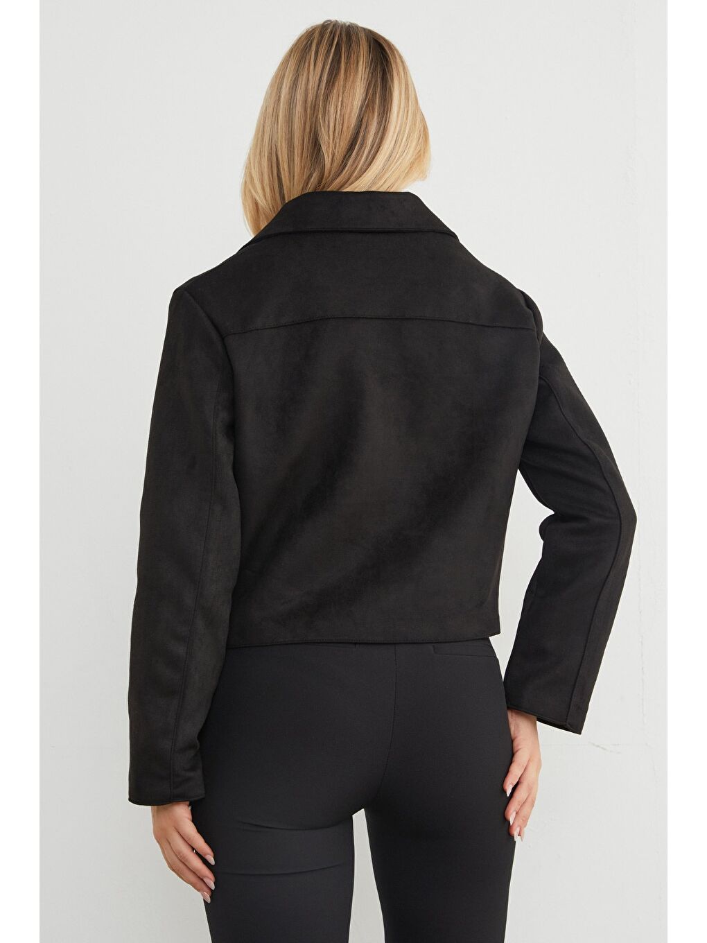 Siyah Çift Cepli Süet Polo Yaka Crop Ceket-2