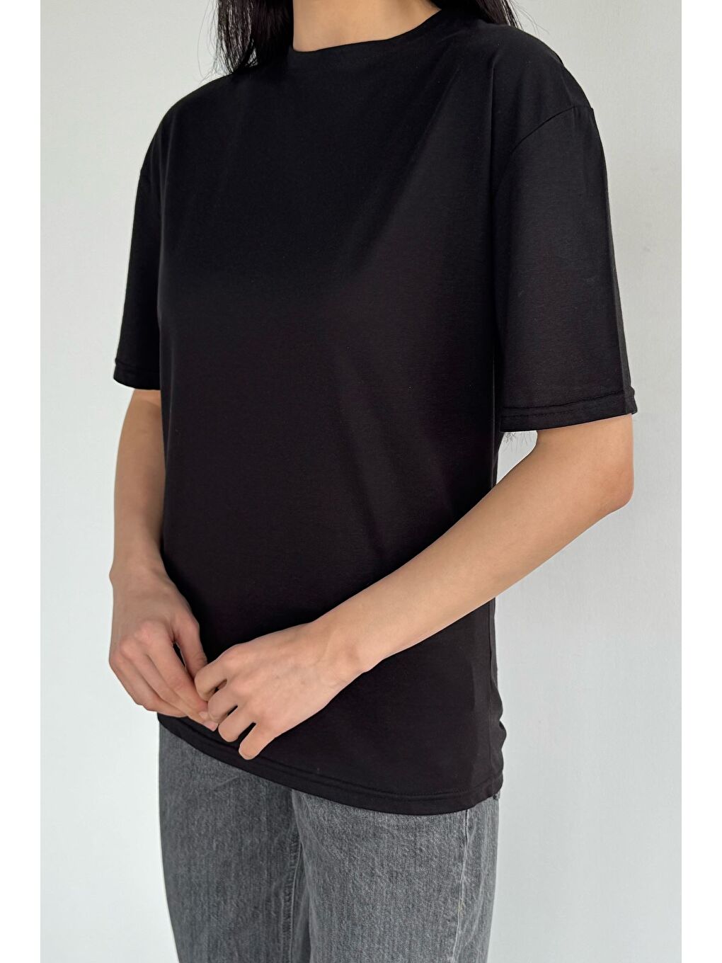 Siyah Oversize Basıc Tişört-1