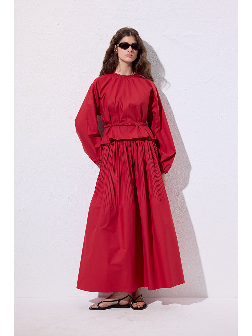 Piliseli Geniş Etek Kırmızı-2