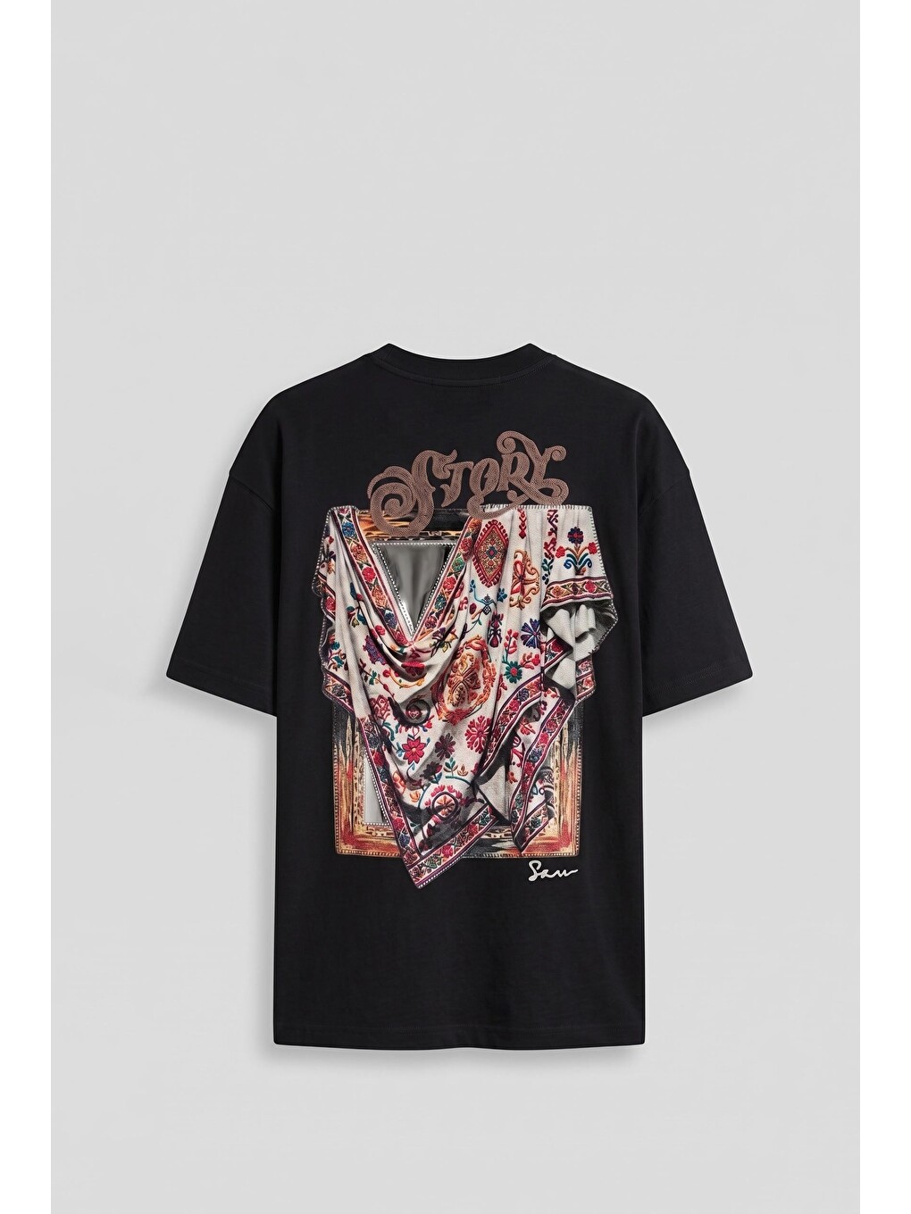 Erkek Oversize Etnik Desenli 3d Sırt Baskılı T-shirt Siyah-1