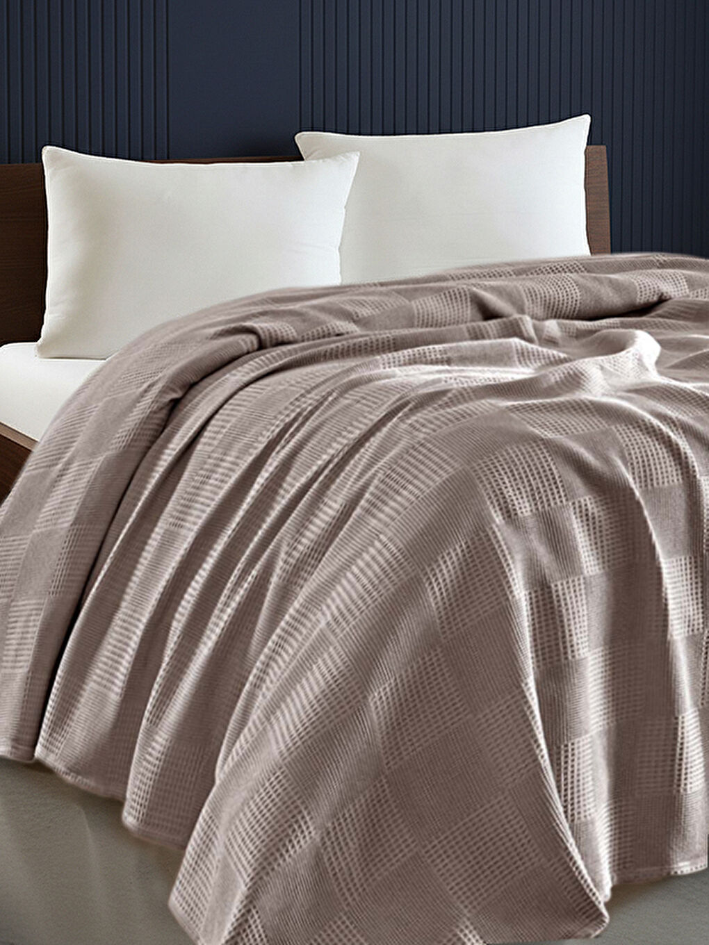 Kahverengi Çift Kişilik Karo Desenli Pike Örtü Pamuklu Camel 200x230 cm (Weave Serisi)