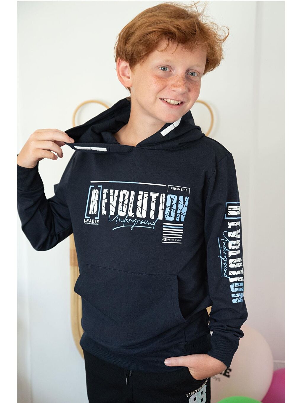 Erkek Çocuk Sweatshirt Kapüşonlu Kanguru Cepli Lacivert (9 Yaş)-1