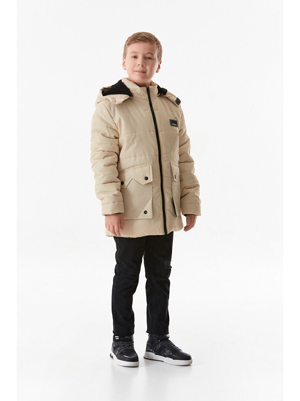 Bej Armalı Çift Cepli Kapüşonlu Erkek Çocuk Mont-4