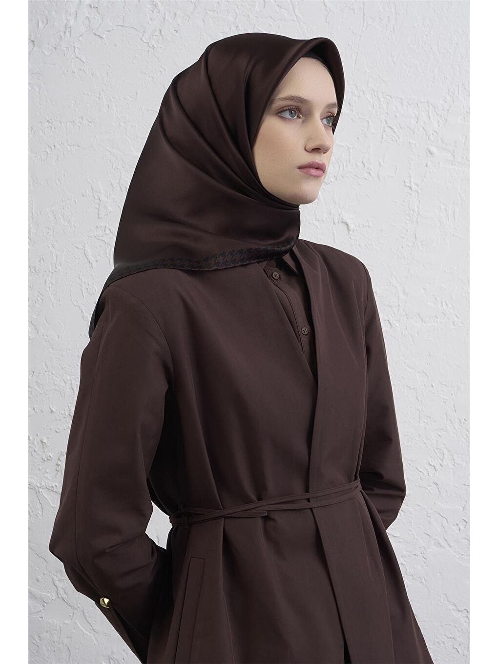 Kahverengi Saf İpek Sura Eşarp 9444D 52