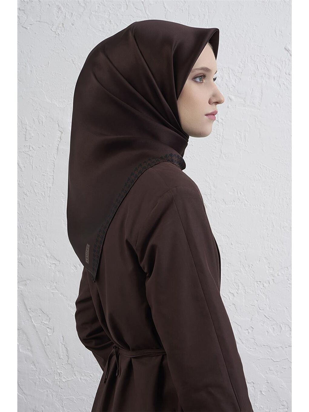 Kahverengi Saf İpek Sura Eşarp 9444D 52-2