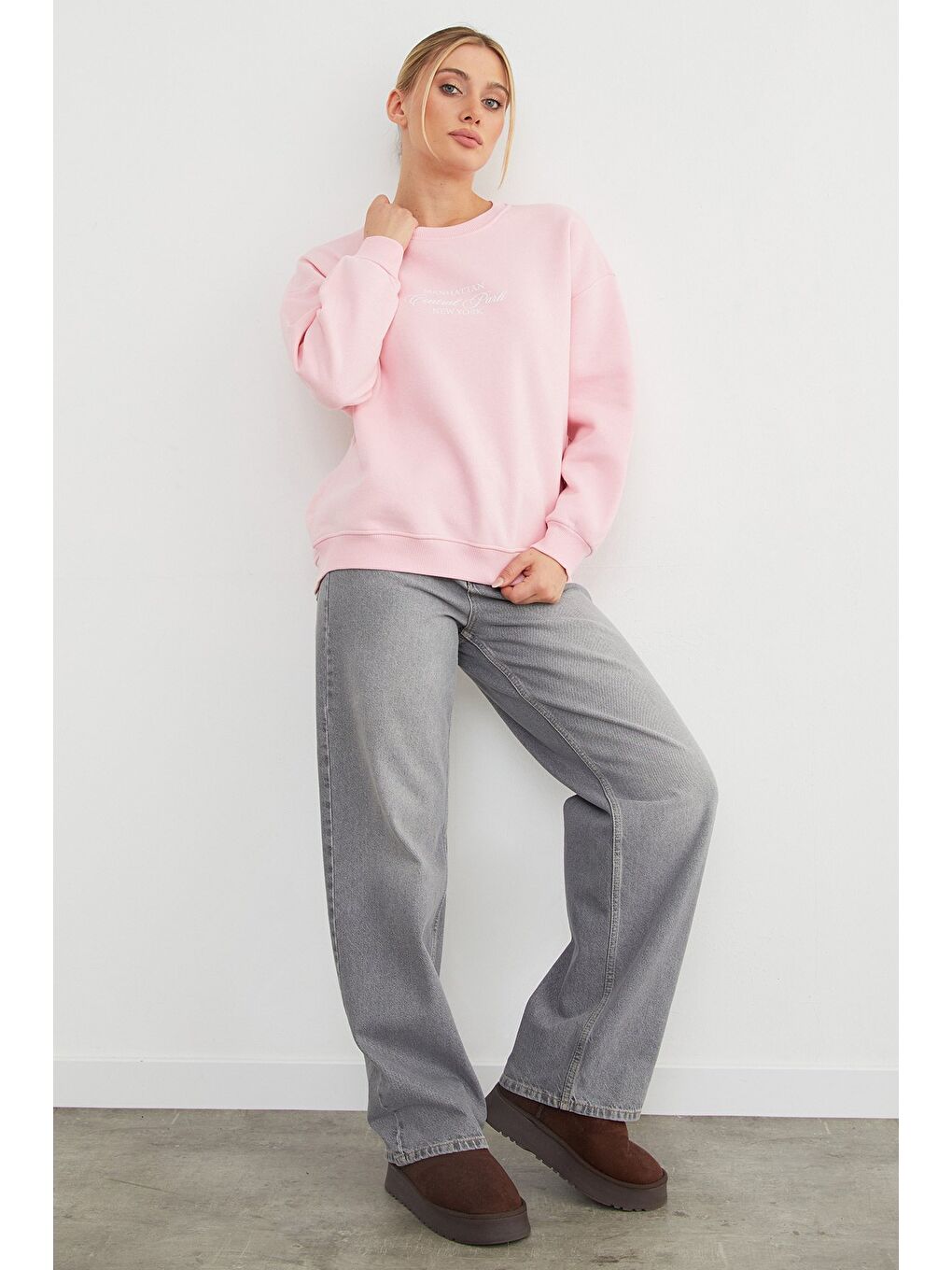 Pembe 3 İplik Manhattan Baskılı Bisiklet Yaka Sweatshirt-1