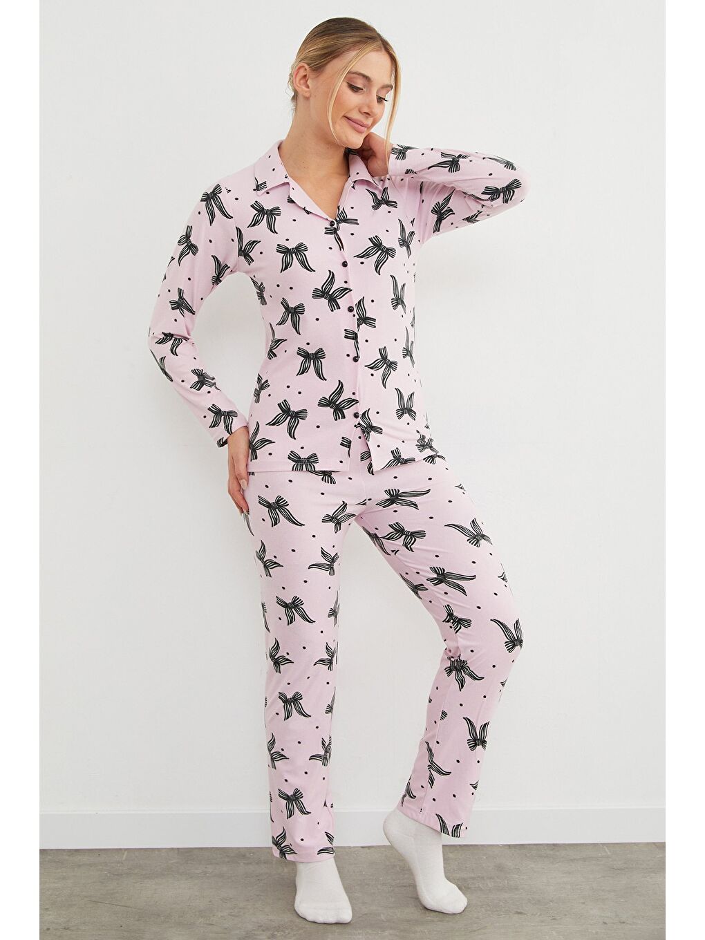 Pembe Çizgili Süet Pijama Takımı-4