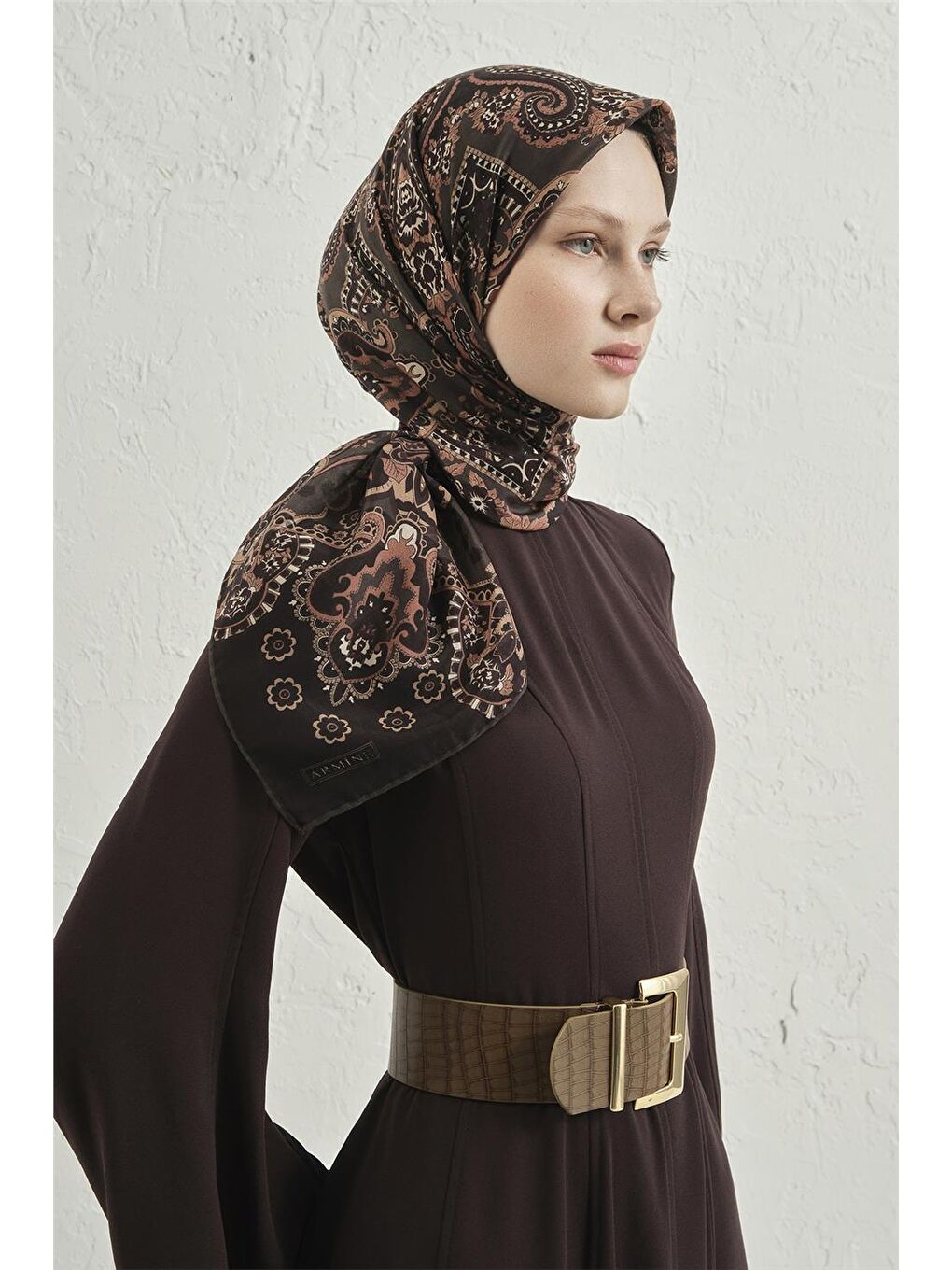 Kahverengi Çiçek Eşarp 48 10-2