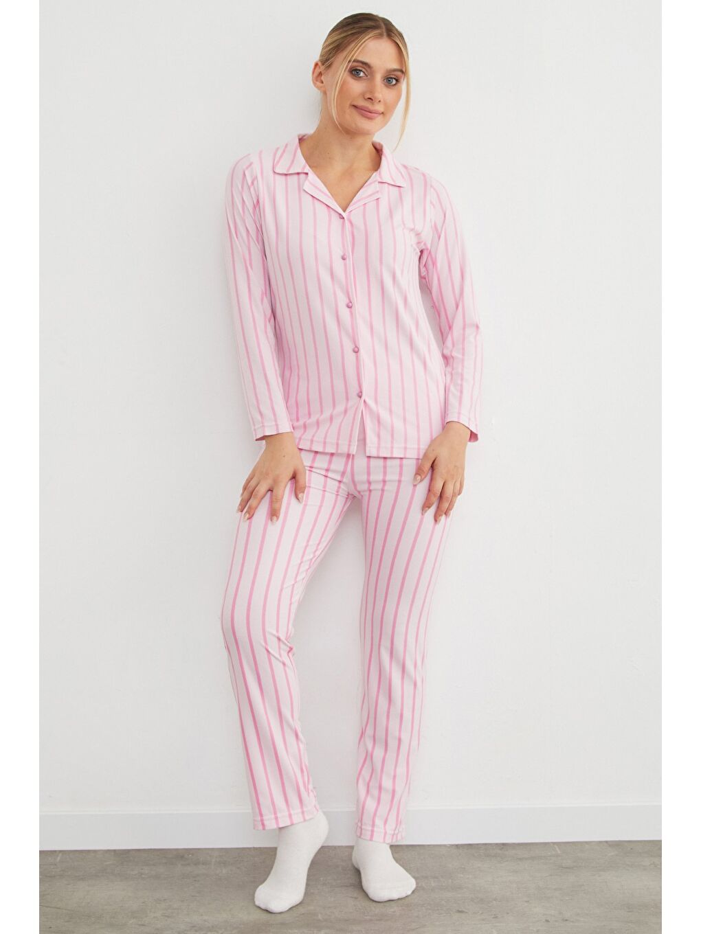 Pembe Çizgili Süet Pijama Takımı-2