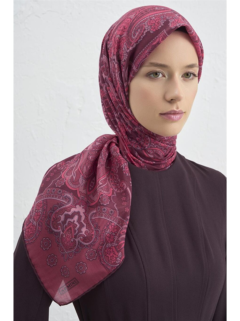 Pembe Çiçek Eşarp 48 52-3