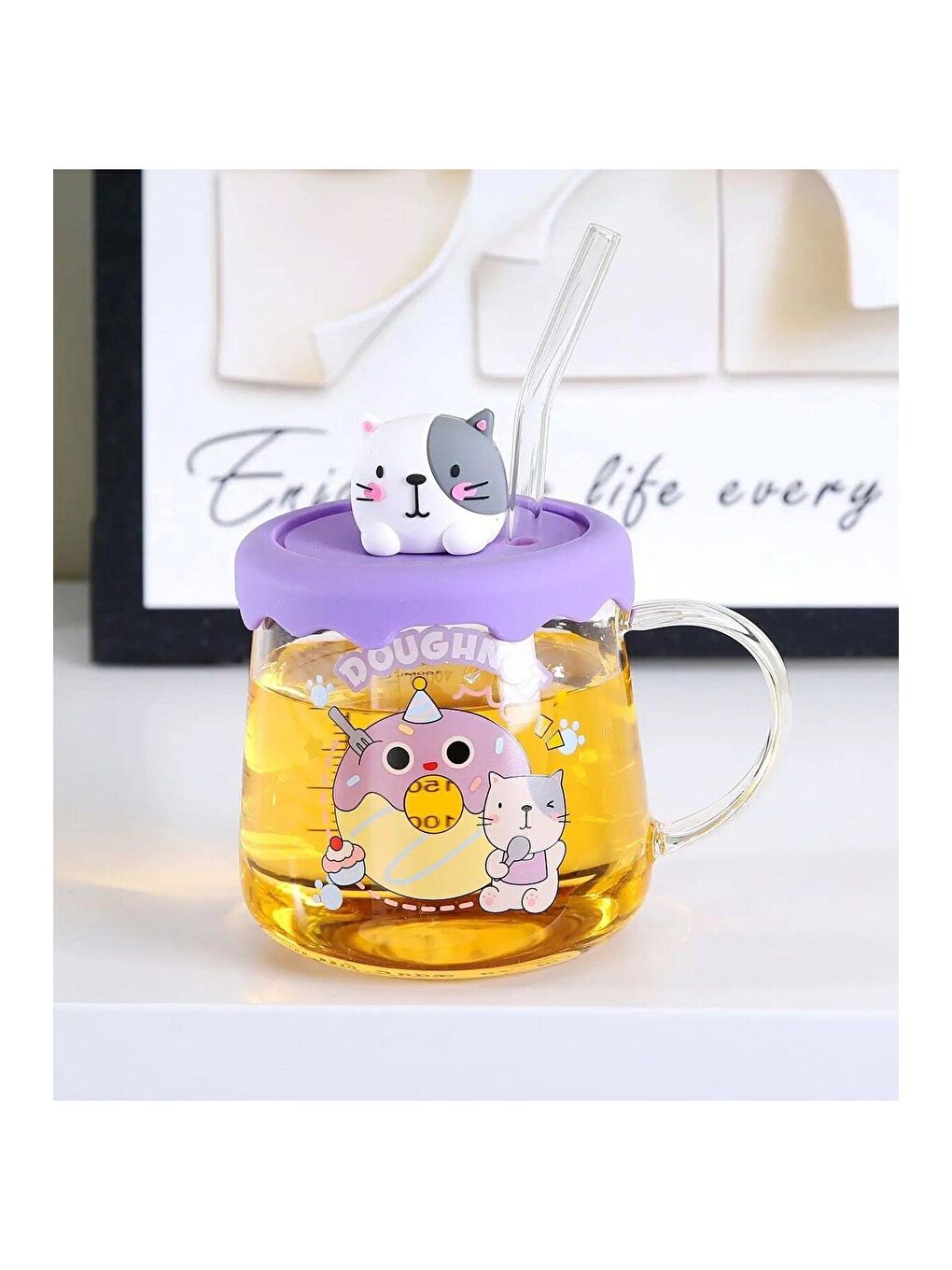 Karışık Renkli Hayvan Figürlü Silikon Kapaklı Pipetli Cam Kupa-3