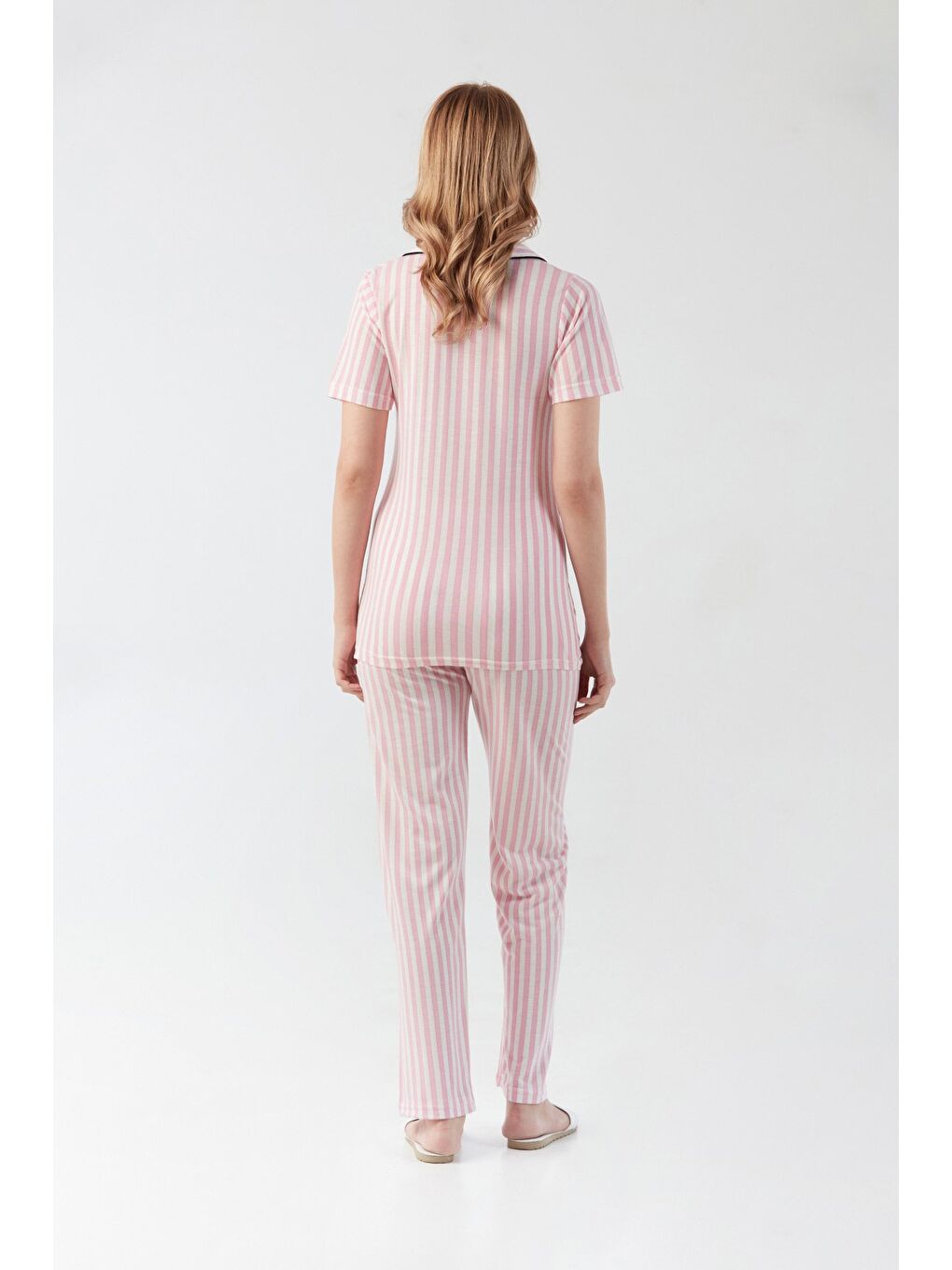 Pembe Çizgili Gömlek Yaka Cepli Kısa Kollu Pijama Takımı-3