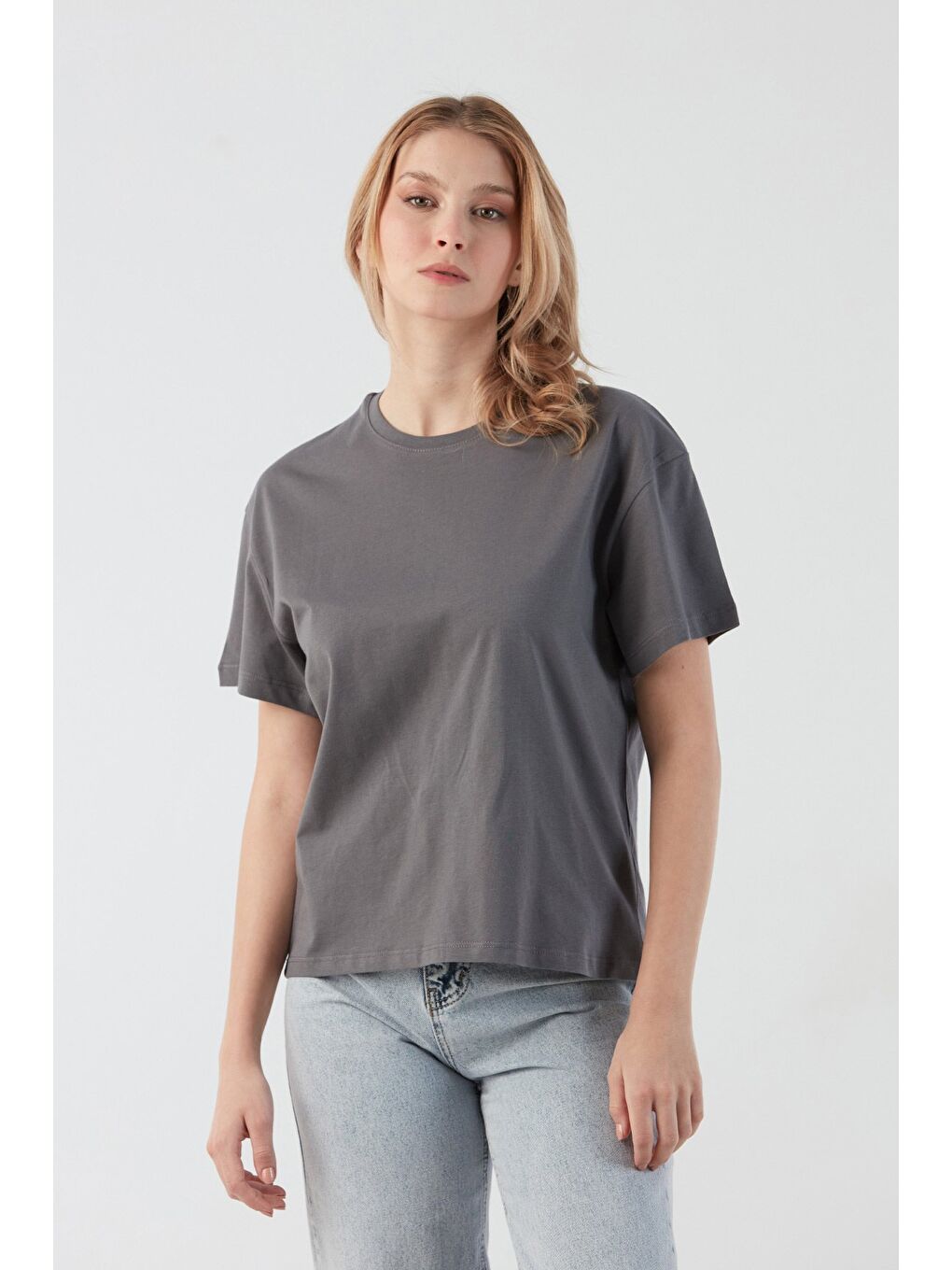 Antrasit Arkası Yazı Baskılı Bisiklet Yaka Tişört-3