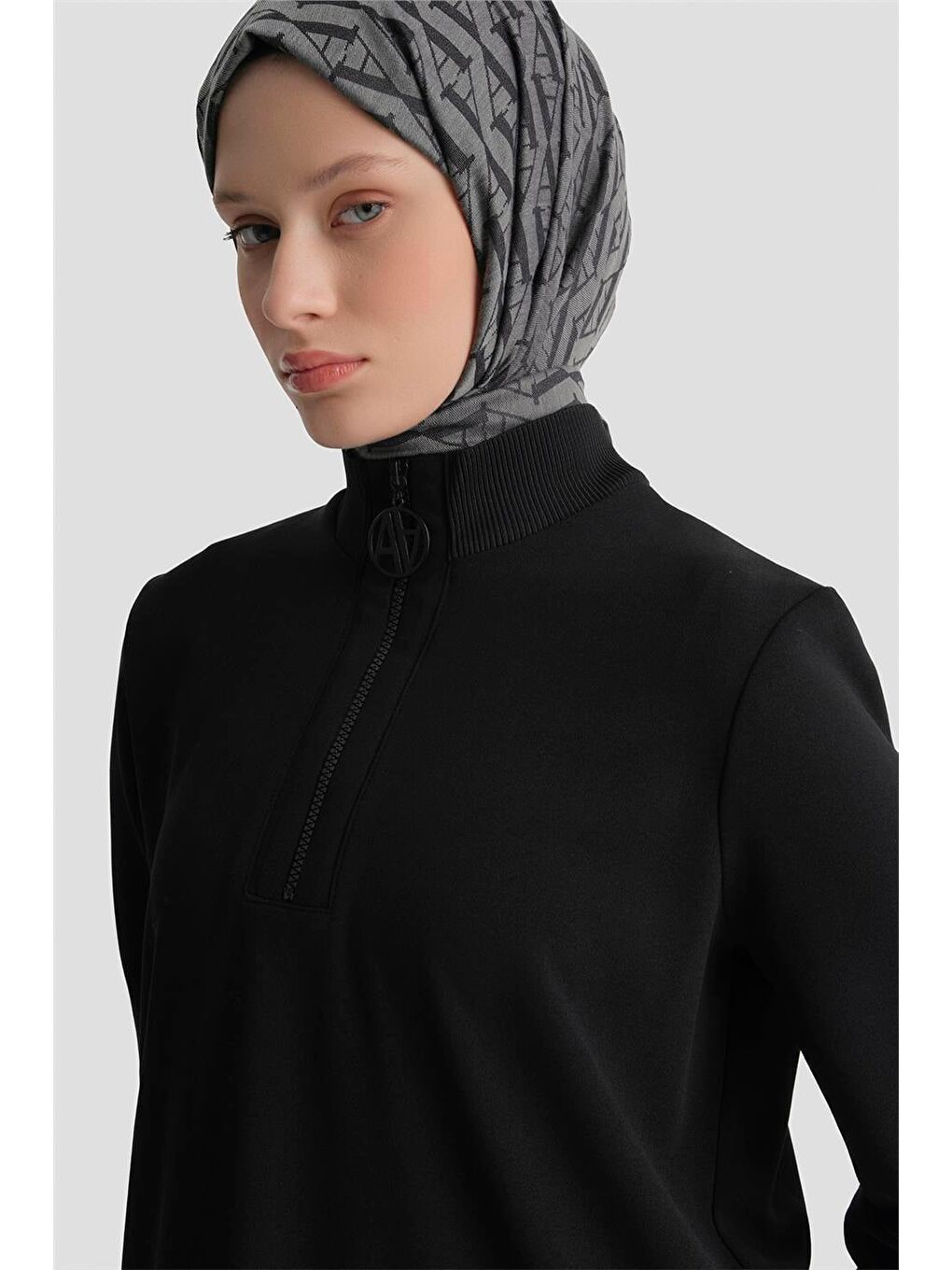 Fermuar Detaylı Basic Tunik Siyah-1