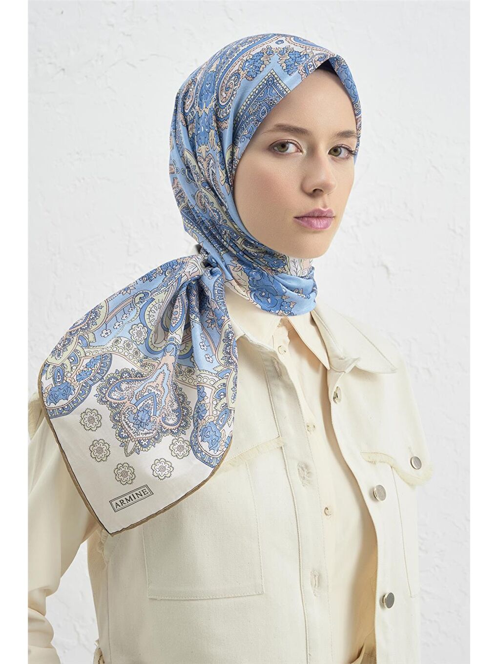 Mavi Çiçek Eşarp 48 36-3