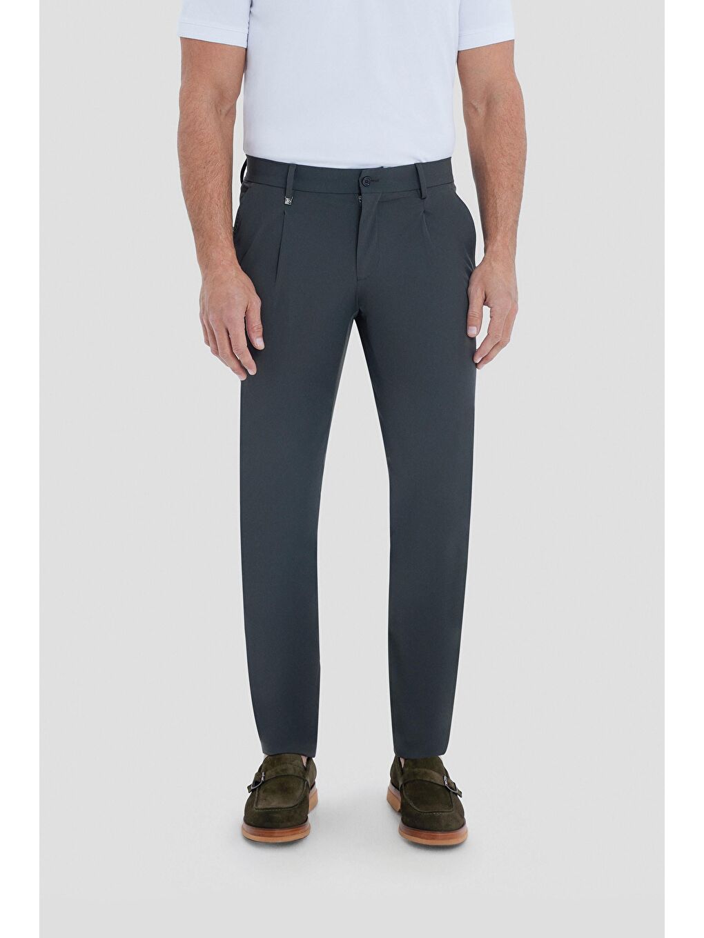 Erkek Haki Normal Kesim Regular Fit Dokuma Yan Cep Normal Bel Pileli Chino Pantolon