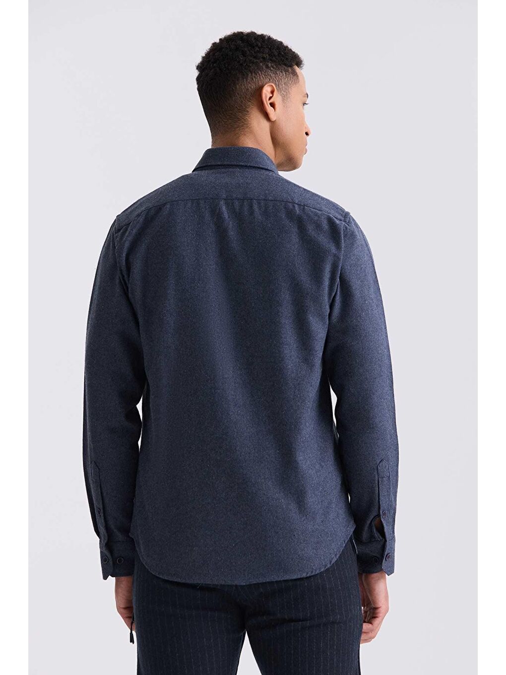 Lacivert Slim Fit Düğmeli Yaka Gömlek-3