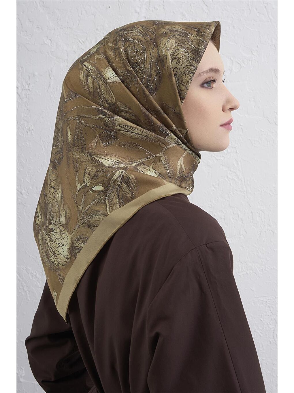 Kahverengi Saf İpek Sura Eşarp 9409D 06-2