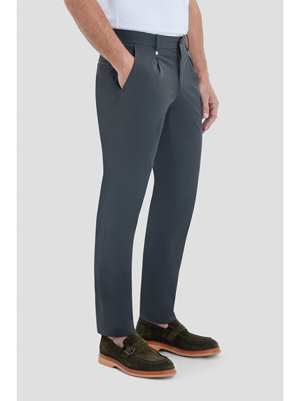 Erkek Haki Normal Kesim Regular Fit Dokuma Yan Cep Normal Bel Pileli Chino Pantolon-3