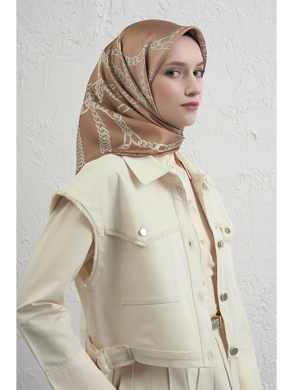 Kahverengi Saf İpek Sura Eşarp 9427D 32-2