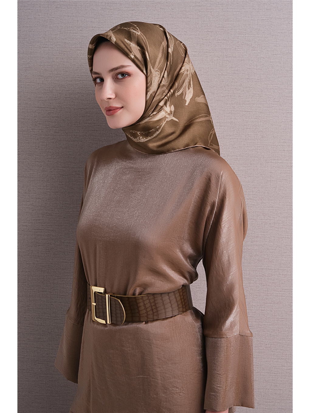 Kahverengi Saf İpek Twill Eşarp 9600d 82
