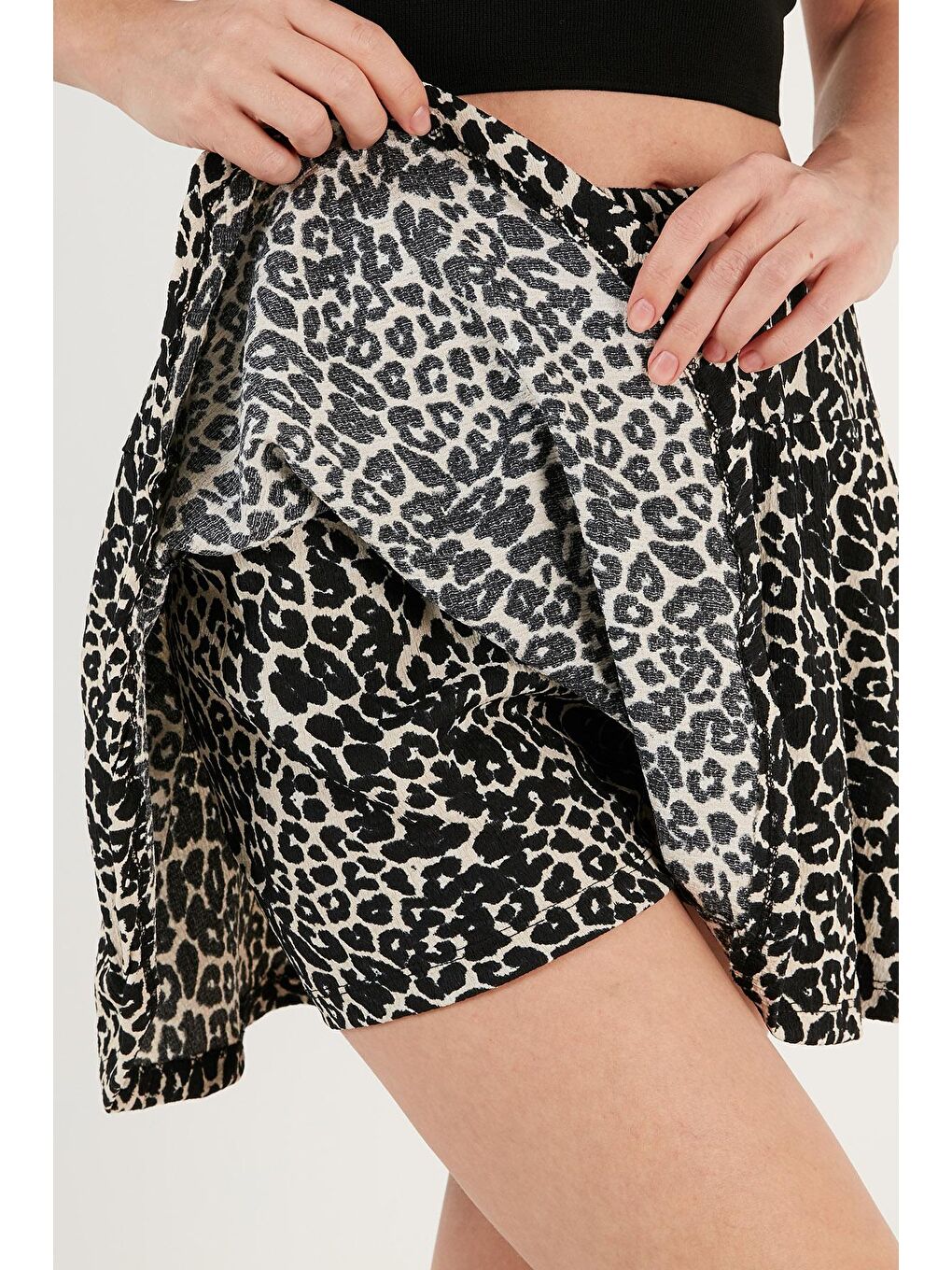 Kahverengi Desenli Beli Lastikli Mini Şort Etek 5865118-4