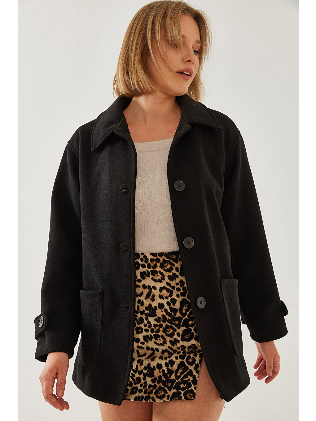 Siyah Kadın Çift Cepli Araboy Kaşe Ceket