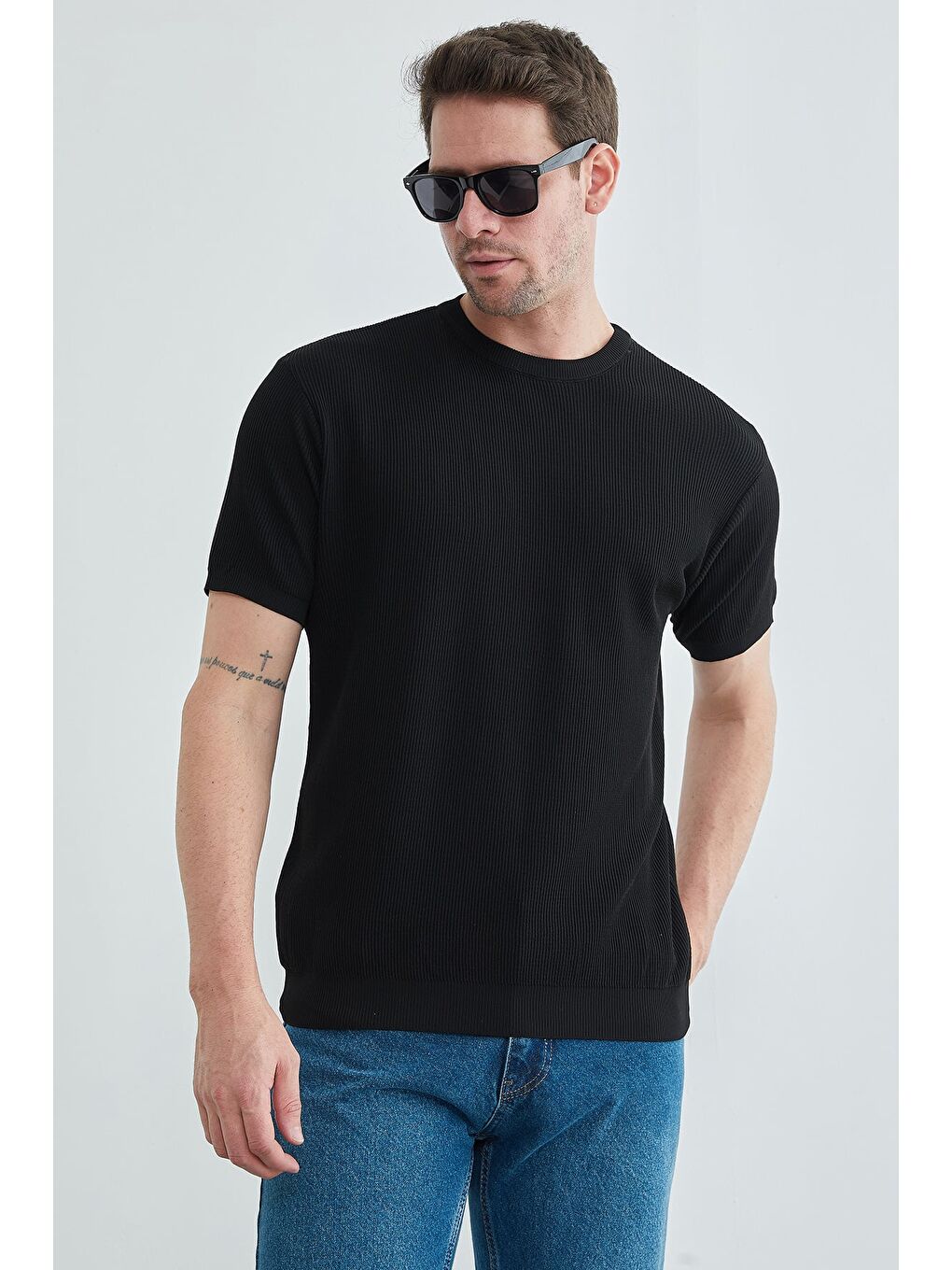 Siyah Selanik Örgüsü Desenli Triko Tişört-1