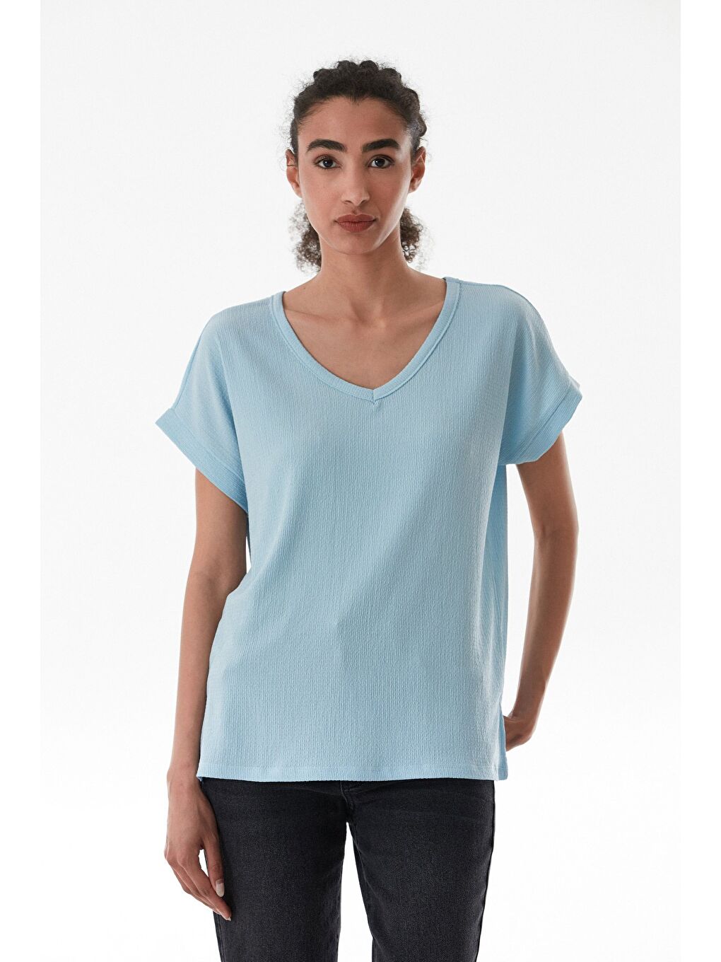 Mavi Bürümcük Kumaş V Yaka Yanları Yırtmaçlı Tişört