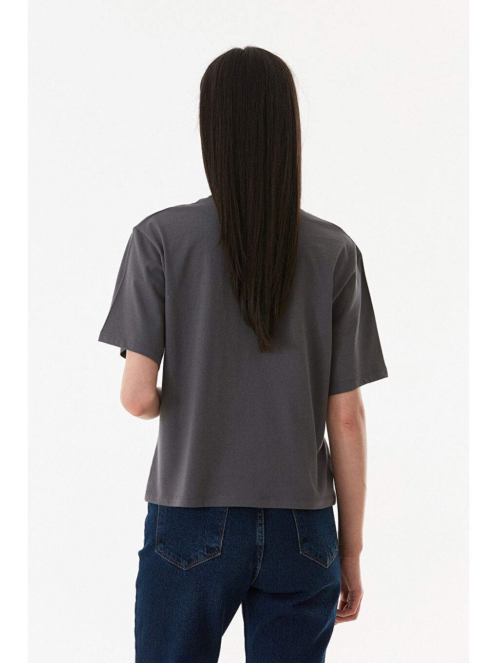 Antrasit Kurdele Nakışlı Bisiklet Yaka Tişört-4