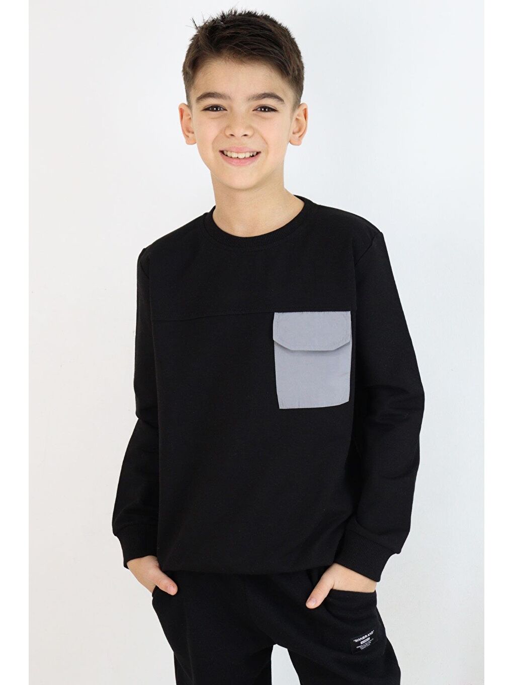 Erkek Çocuk Sweatshirt Kapaklı Cep Detaylı Siyah (6-12 Yaş)-1