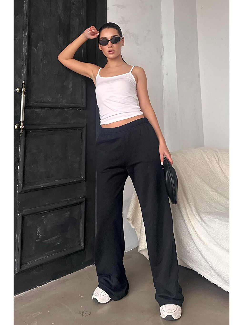 Siyah Bol Paça Kadın Eşofman Altı Mg2279-9